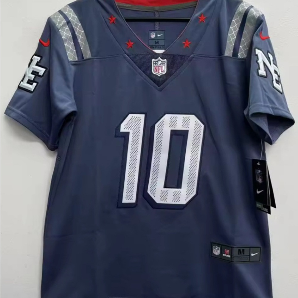 Drake Maye #10 NE Patriots Kids Youth Medium 10/12 Jersey - Picture 2 of 2